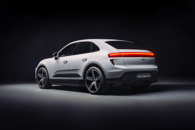 Porsche Macan EV